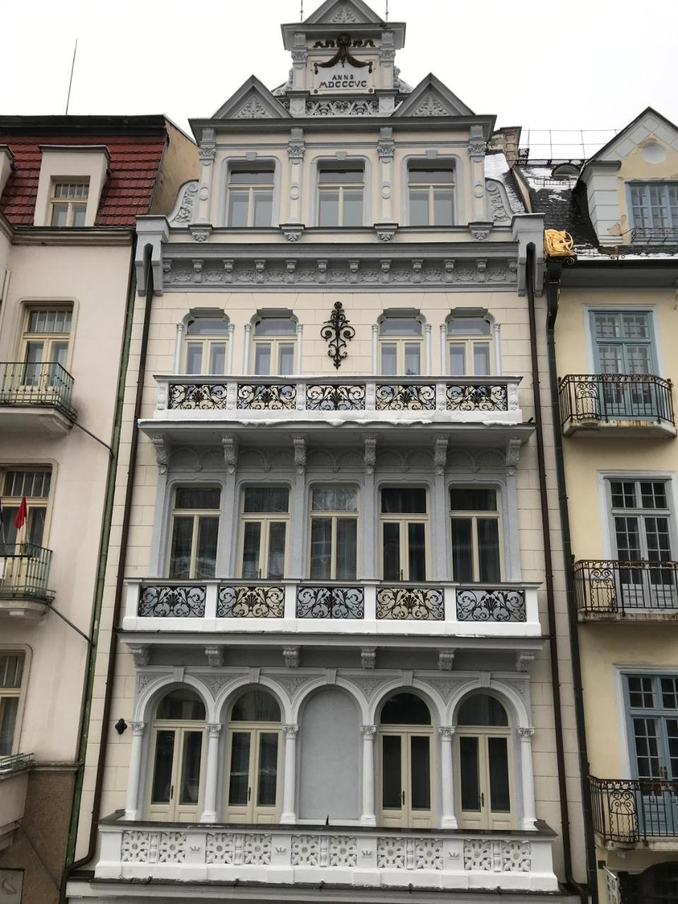 Hotel La Bohemia Карловы Вары Экстерьер фото