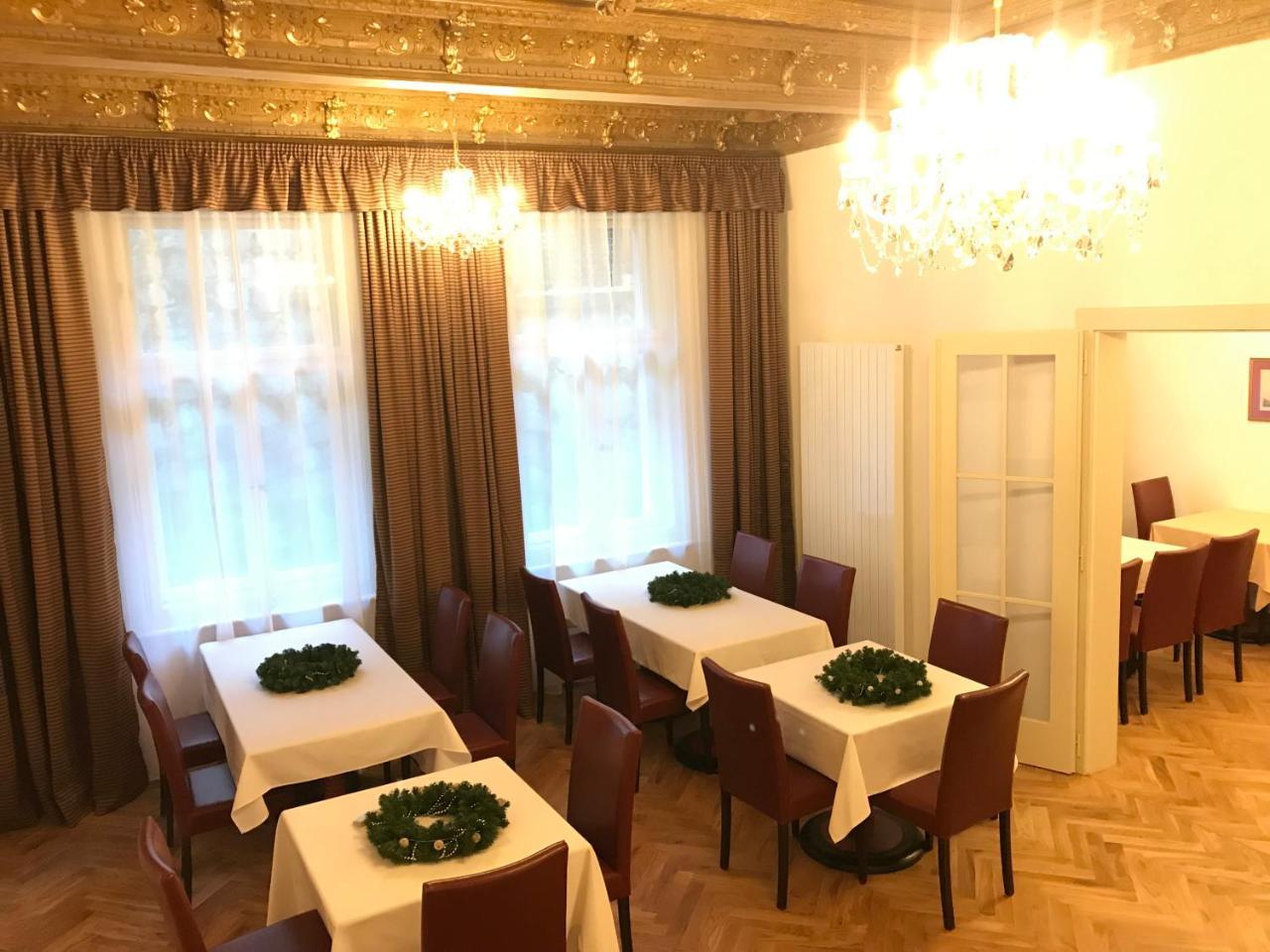 Hotel La Bohemia Карловы Вары Экстерьер фото