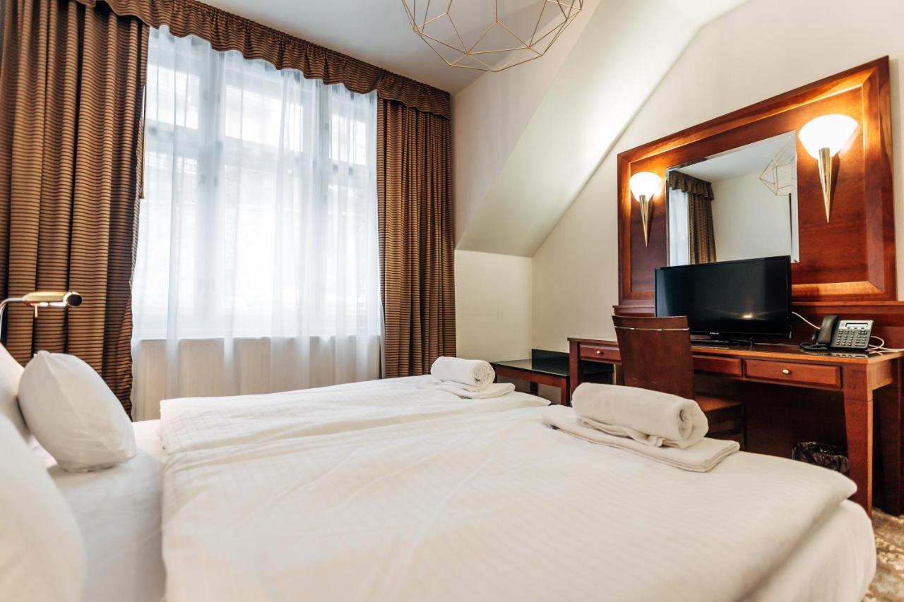 Hotel La Bohemia Карловы Вары Экстерьер фото